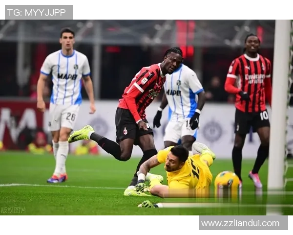 AC米兰迎战亚特兰大争夺意甲重要胜利 两队全力以赴力求突破对方防线