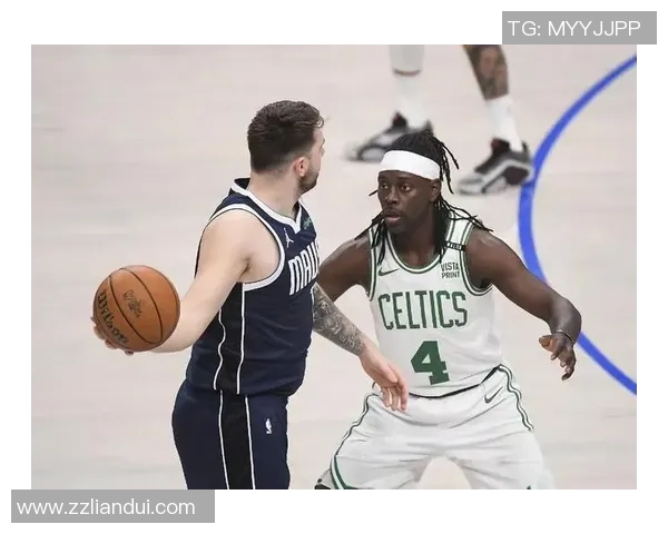 独行侠力克凯尔特人 展现强大团队协作与个人突破能力 独行侠力克凯尔特人 展现强大团队协作与个人突破能力